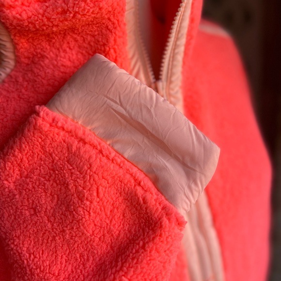 Free People Mountain High Neon Coral Fleece Quarter Zip Pullover NWOT - Picture 4 of 8